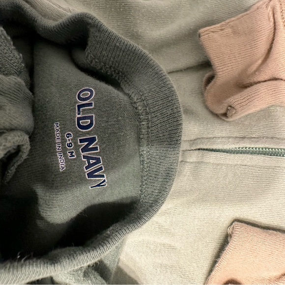 Bundle of 3 Old Navy Onsies - Picture 2 of 2
